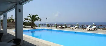 Carlo Appart hôtel 3*