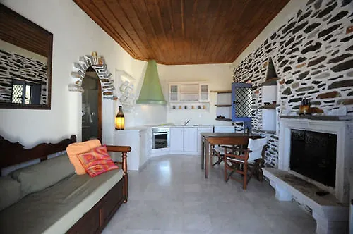 Carlo Agios Ioannis (Tinos)